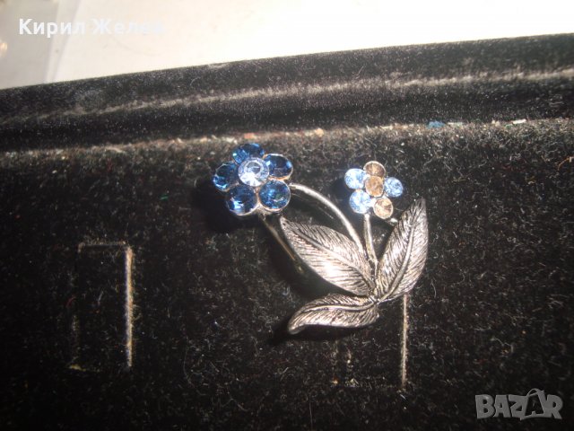 КРАСИВА ПОСРЕБРЕНА РЕТРО ФЛОРАЛНА БРОШКА - ЦВЕТЕ със САПФИР КРИСТАЛИ ВИНТИДЖ СТИЛ 19393, снимка 3 - Други - 32170379