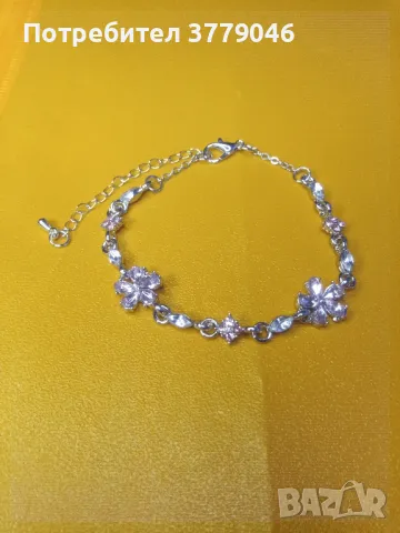Гривна с кристали , снимка 3 - Гривни - 50336570