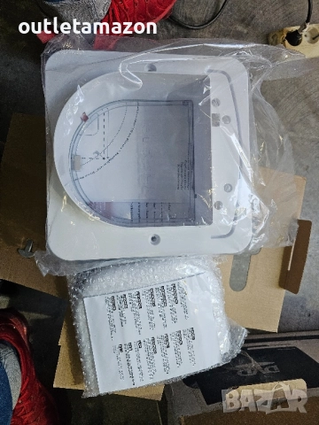 Автоматична врата за котки, PetSafe, програмируема за 25 микрочипа, прозрачна, 23.2x23.2cm, снимка 6 - За котки - 52431386