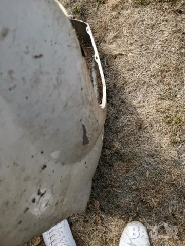 Преден десен калник за Дачия Логан 1 , снимка 4 - Части - 47476716