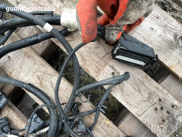 Ел.Инсталация Окабеляване Двигател 94860700303 Porsche Cayenne 957 4,8I V8, снимка 4 - Части - 49766959