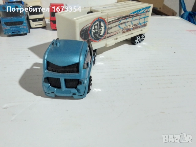 Камиончета колекционерски HOTWEELS +, снимка 2 - Колекции - 52188917