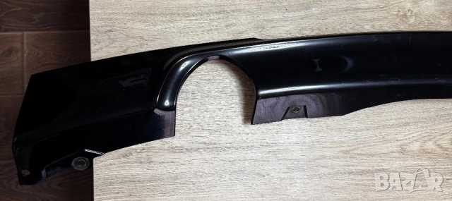 Добавка задна броня дифузиор BMW F30 340, 335 черен лак ОЕМ