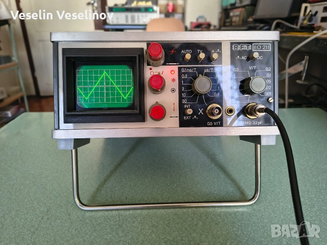 Осцилограф RFT EO 211 (ГДР) - Работещ, Пълен комплект със схеми!