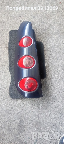 Продавам оригинален ляв стоп за Смарт ForFour 2006г 