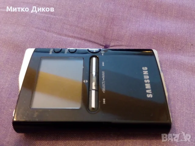Samsung YH-J70 MP3 плейър винтидж, снимка 2 - MP3 и MP4 плеъри - 55796253
