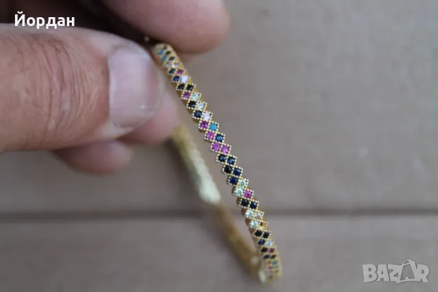 Дамска сребърна позлатена гривна с камъни, снимка 4 - Гривни - 50209958