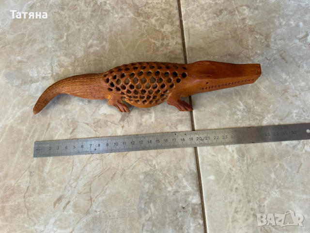 Дърворезба крокодил