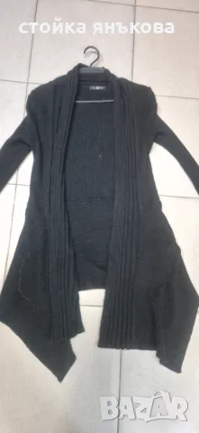 Елегантна дамска черна финноплетена жилетка, снимка 2 - Жилетки - 49713979