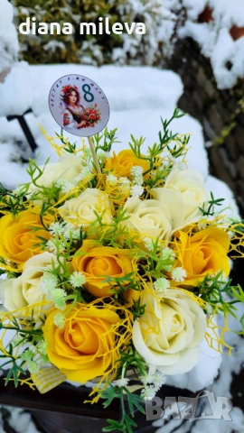 Кашпа с рози от пластичен сапун!!, снимка 2 - Декорация за дома - 53324601