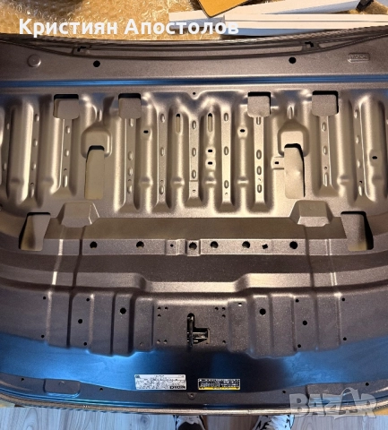 Преден капак Toyota RAV4 (2019-2025), снимка 2 - Части - 52439453