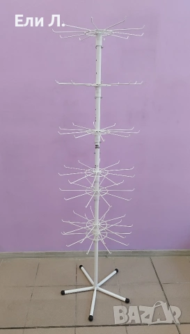 Стелаж, въртележка 2 броя, снимка 2 - Стелажи и щандове - 53214648