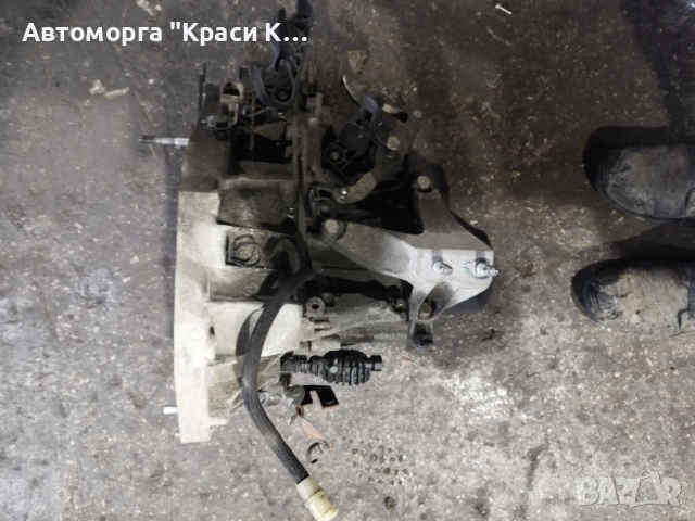 скоростна кутия 5ск за Дачия Логан Dacia Logan 2019г 1.5dci  75коня код на двигател K9KU872 