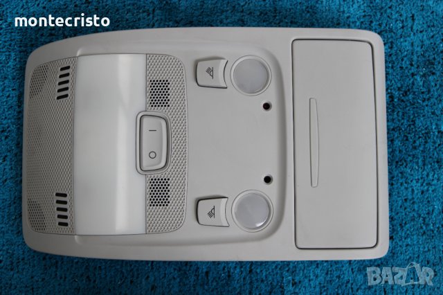 Централен плафон Audi A4 B8 B8.5 (2007-2015г.) 8T0 947 135 A / 8T0947135A