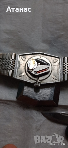 Мъжки ръчен кварцов часовник "WITTNAUER", снимка 4 - Мъжки - 44673071