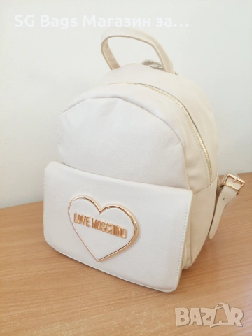 Moschino дамска чанта тип раница дамска раница код 123, снимка 6 - Раници - 48479826