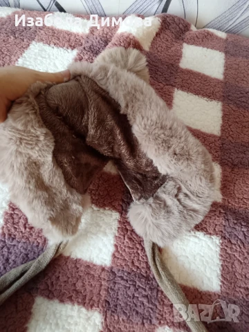 Зимна шапка, снимка 2 - Шапки - 50853703