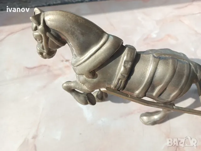 Бронзов кон с каручка, снимка 6 - Антикварни и старинни предмети - 50407712