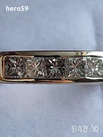 Прекрасен златен 18к дамски пръстен с пет брилянта тотал един карат , снимка 4 - Пръстени - 42922974