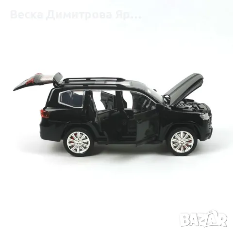 Реалистичен метален джип 1:24 - Звук и светлина за истинско приключение