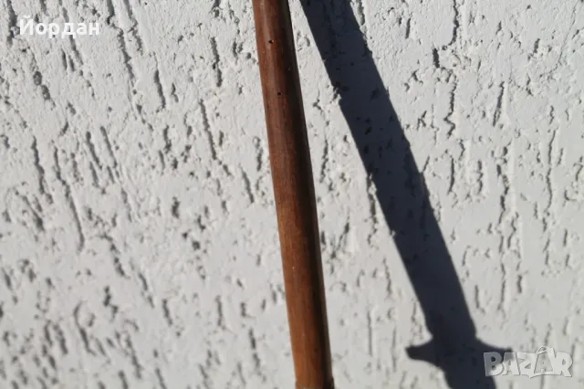 Стара хурка с примитивна резба, снимка 3 - Антикварни и старинни предмети - 49596249