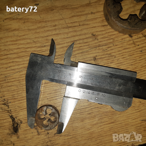 Инструменти-плашки,медчици,бурги, снимка 5 - Други инструменти - 44642120