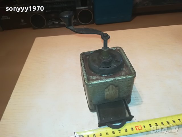 метална ретро мелница-внос холандия 2709221053, снимка 4 - Антикварни и старинни предмети - 38139016