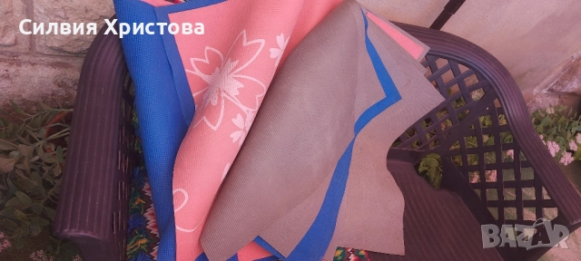 Продавам различни постелки за спорт , снимка 5 - Йога - 51786117