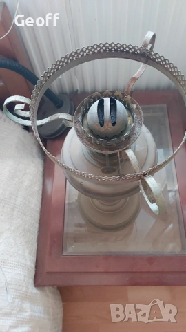 Three bronze oil/kerosene lamps,  without shades or chimneys. , снимка 2 - Антикварни и старинни предмети - 54164574