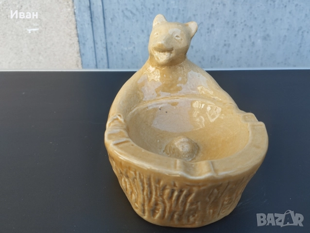 Винтидж порцеланова мечка пепелник, снимка 2 - Антикварни и старинни предмети - 52226707