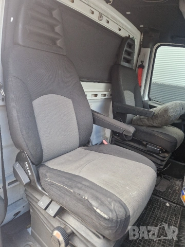 Седалка за Ивеко Дейли/Iveco Daily , снимка 8 - Бусове и автобуси - 54174337