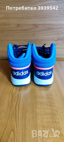 Оригинални маратонки Адидас , снимка 2 - Детски маратонки - 52644085