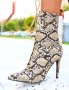 Боти на ток - бежов змийски принт - 762, снимка 2