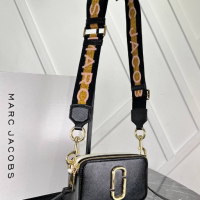 Marc jacobs чанта, снимка 9 - Чанти - 44620692