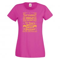 Дамска Тениска September 1952 70 YEARS BEING AWESOME Подарък,Ианенада,Празмик , снимка 9 - Тениски - 37086185