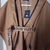 Налично палто тип пончо Louis Vuitton М/L-ка реплика , снимка 4 - Палта, манта - 38898806