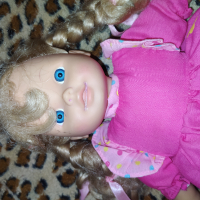 Красива кукла, снимка 2 - Кукли - 44560051
