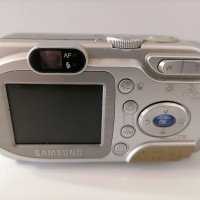 Цифров фотоапарат Samsung Digimax A5, снимка 2 - Фотоапарати - 44240363