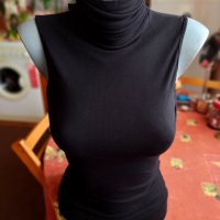 Дамско поло, снимка 1 - Блузи с дълъг ръкав и пуловери - 26709859