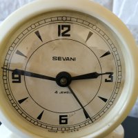 Стар часовник / Будилник - SEVANI 4 Jewels - Made in USSR - 1970г., снимка 3 - Антикварни и старинни предмети - 30480616