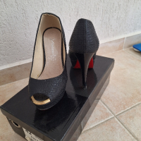 Обувки на ток, снимка 3 - Дамски елегантни обувки - 44634817