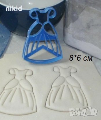 Рокля на принцеса пластмасов резец форма фондан тесто бисквитки, снимка 1