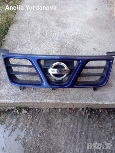 Предна решетка за Nissan X-Trail 2004 г. с емблема, снимка 1