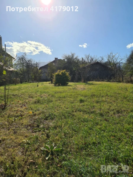 Къща (105кв) в град Костенец с двор 1206кв, снимка 1