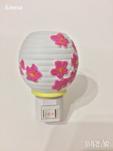 Стара керамична арома лампа за контакт, снимка 1
