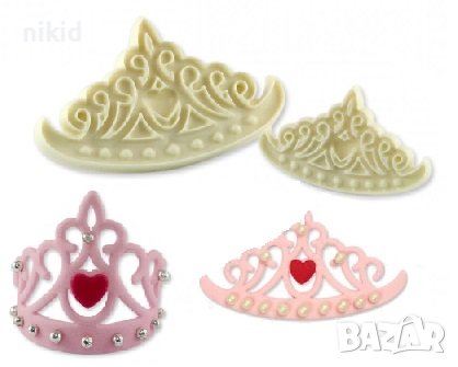 2 бр малки Тиара Корона сет пластмасови резци резец за тесто бисквитки фондан украса декорация торта, снимка 1