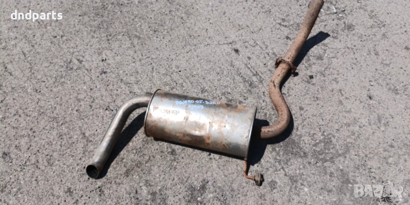 Задно гърне Mitsubishi Pajero 3.2DiD 2002г.	, снимка 1