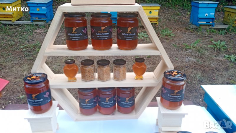 Стелаж за мед и сувенири, снимка 1