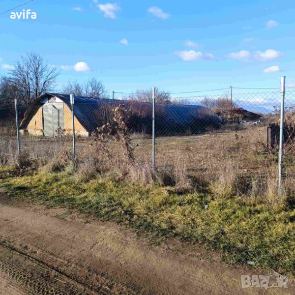 Имот със сгради в бивш Стопански двор , снимка 1