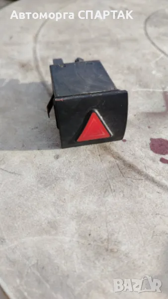 Бутон аварийни светлини за Ауди а4, снимка 1